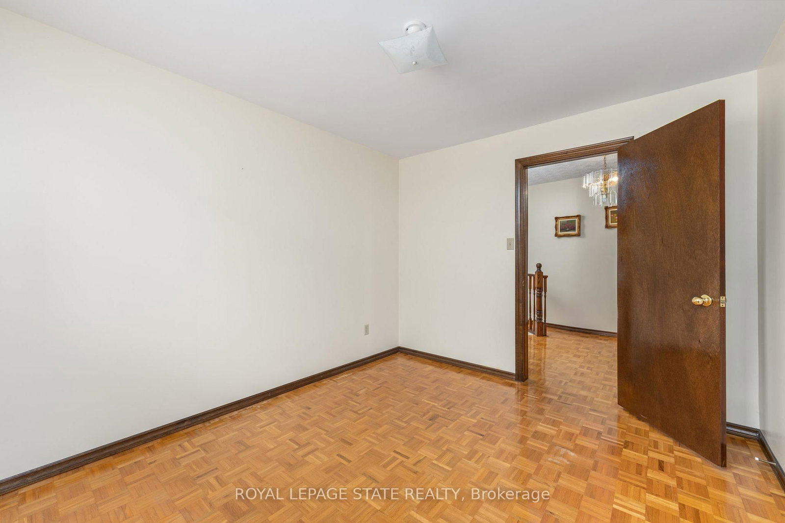 Detached House for sale at 57 Derek Drive, Hamilton, Ontario, L8G 5A4 - Gershome - MLS: X12951464