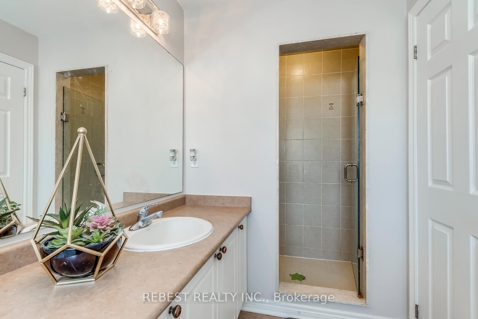 67 Golden Iris Crescent - Photo 34