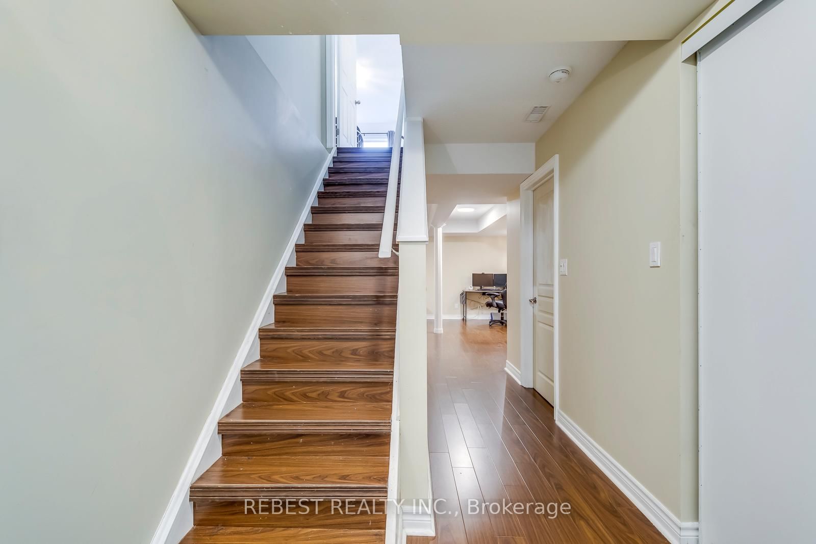 67 Golden Iris Crescent - Photo 40