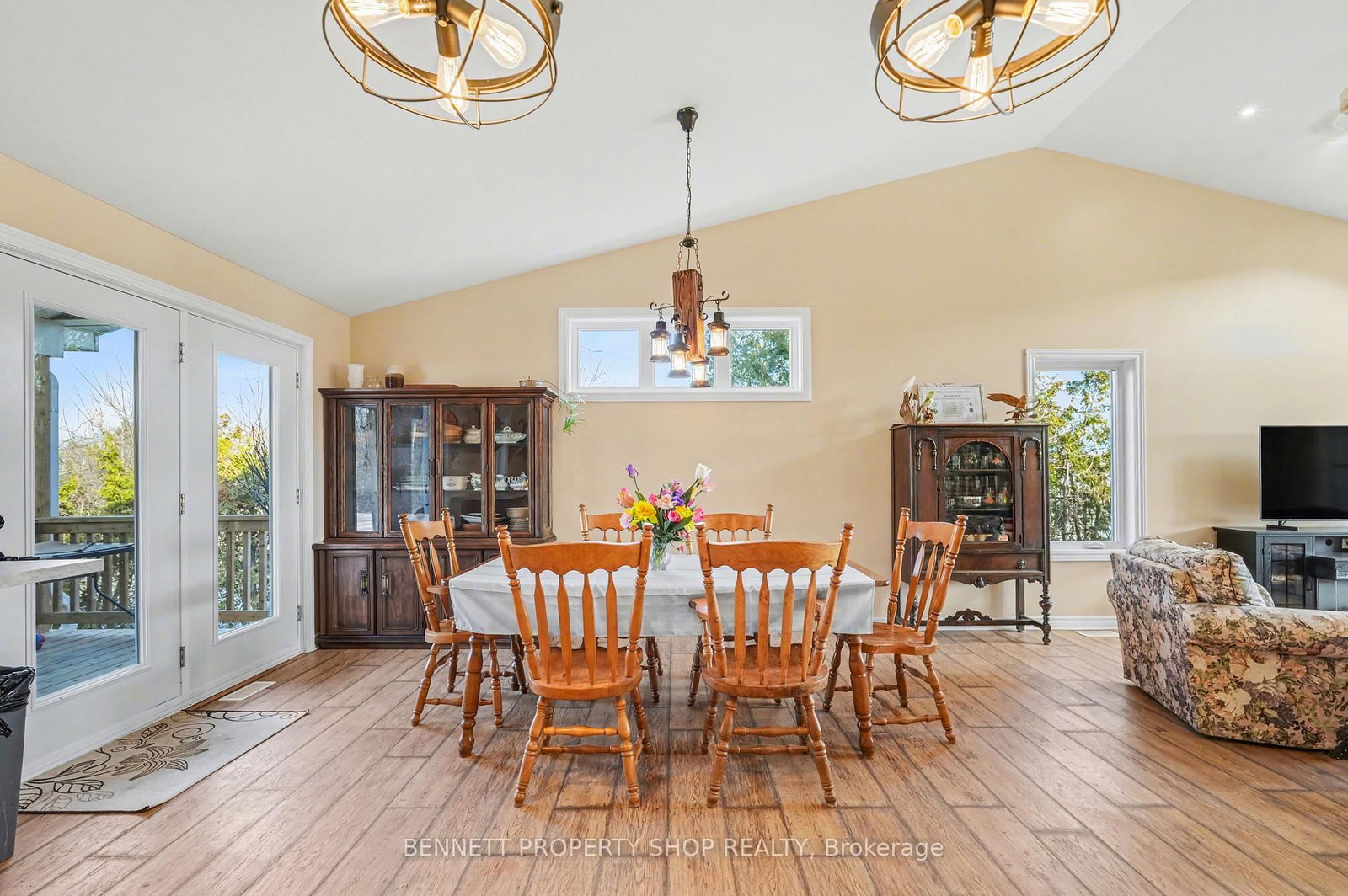 7261 Third Line Road S • Kars, ON photo 9