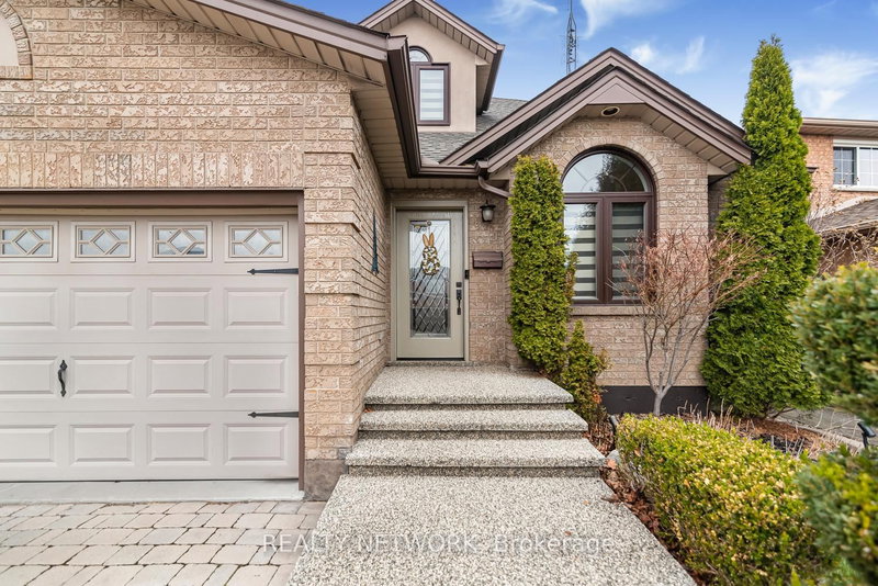 40 Artistic Blvd, Hamilton, L8T 4Z9 | Image 2