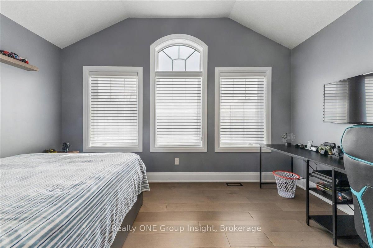 570 Bridgemill Crescent - Photo 33