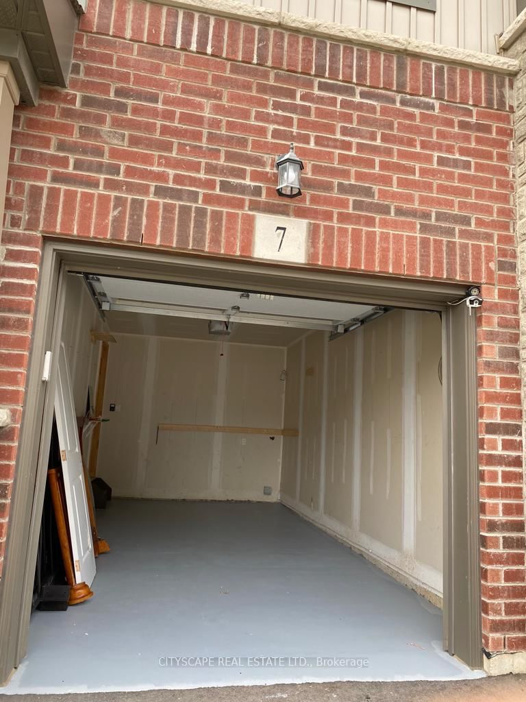 77 Diana Avenue, Unit 7 - Photo 27