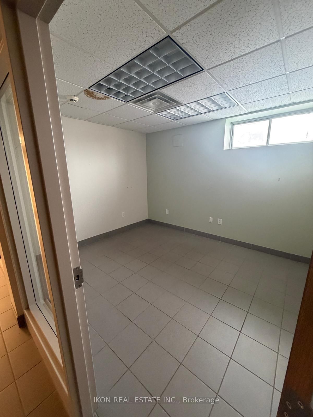 4318 Portage Road, Unit 2ND FL - Photo 6