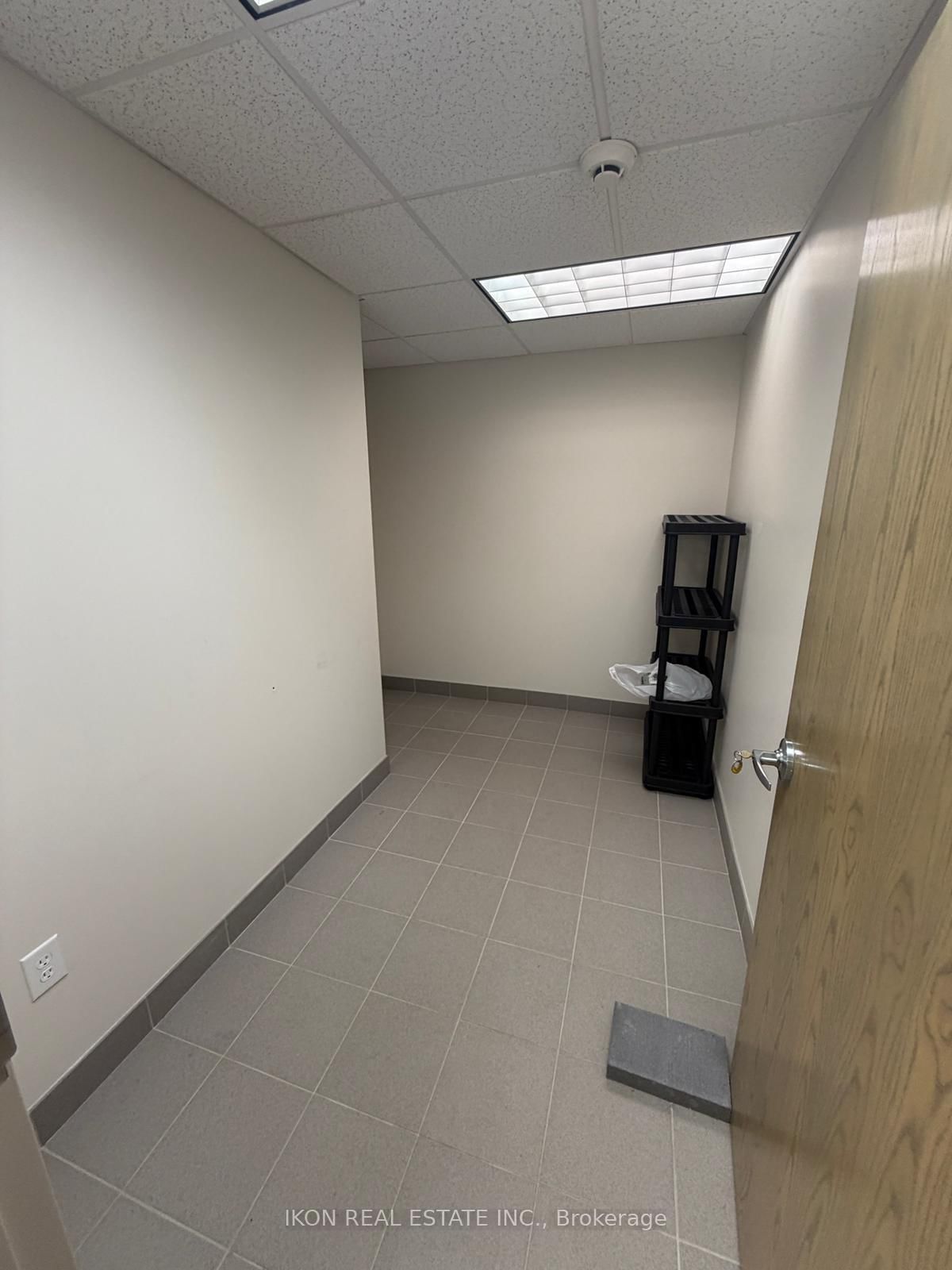 4318 Portage Road, Unit 2ND FL - Photo 7