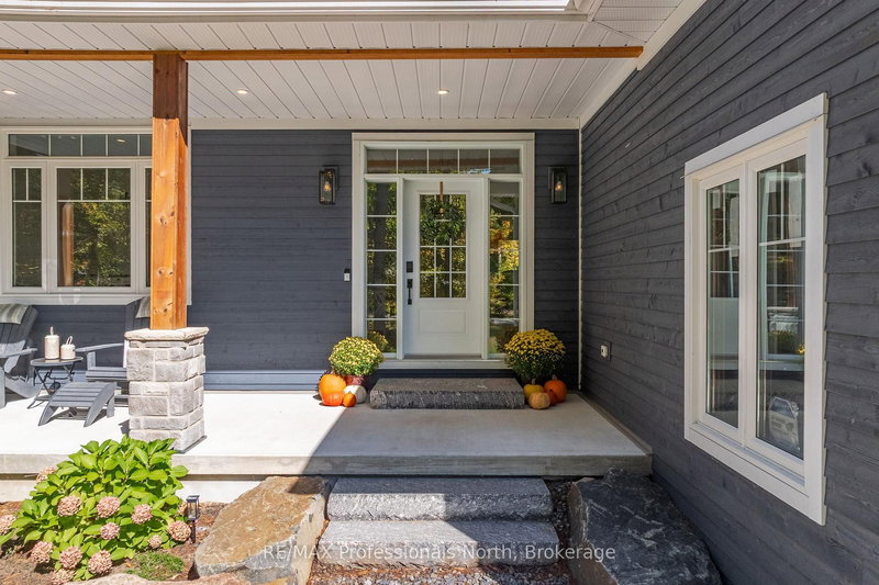 1034 Xavier St, Gravenhurst, P0E 1G0 | Image 2