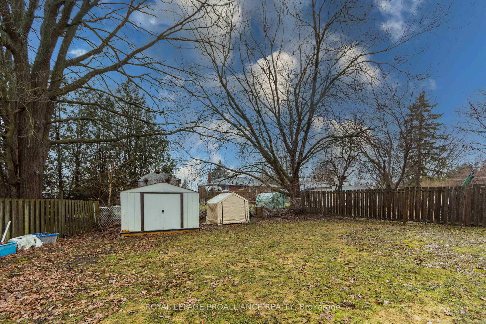 Detached House for sale at 36 Shoniker Avenue, Quinte West, Ontario, K8V 2B5 - Trenton Ward - MLS: X12951794