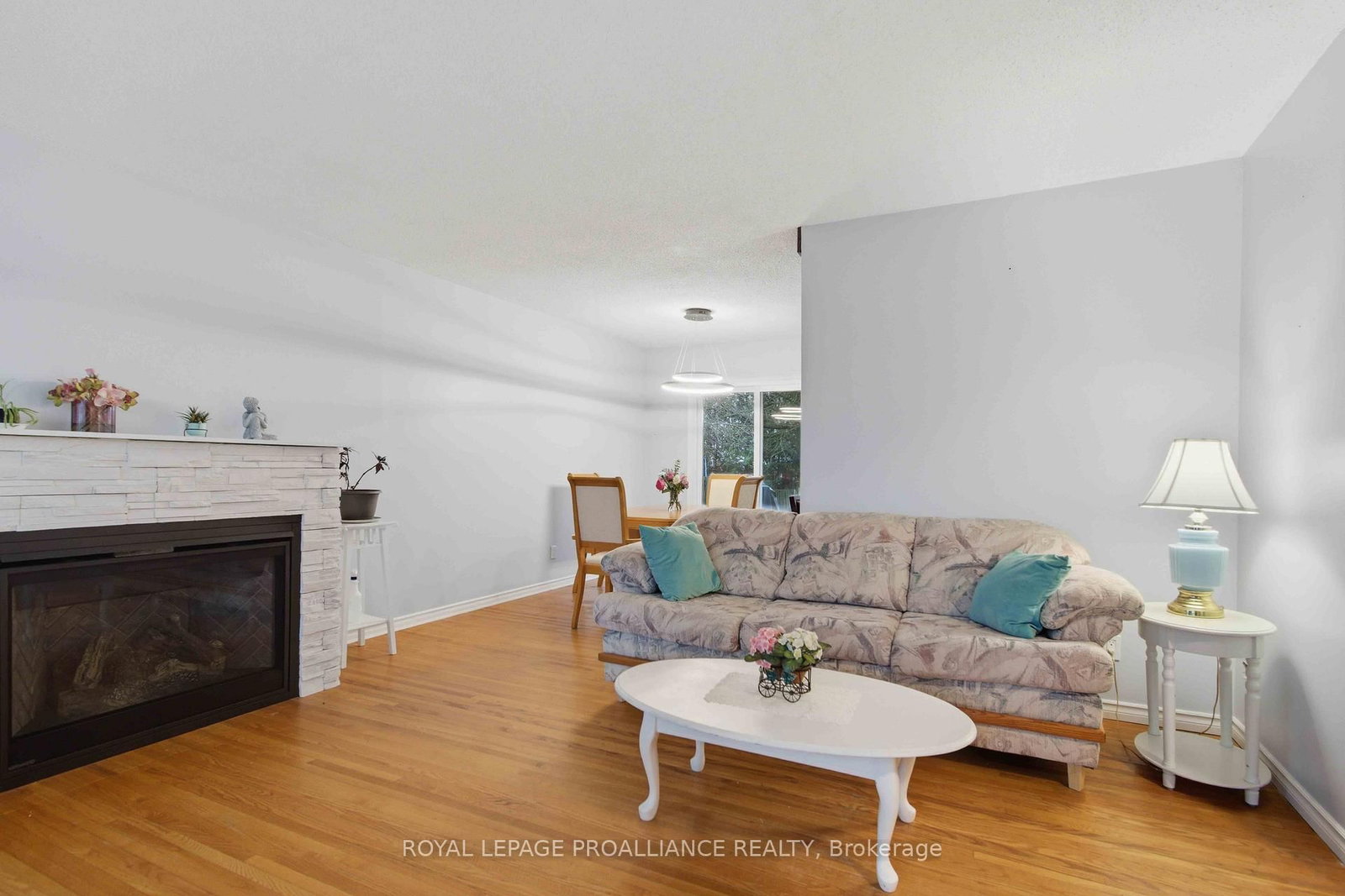 Detached House for sale at 36 Shoniker Avenue, Quinte West, Ontario, K8V 2B5 - Trenton Ward - MLS: X12951794