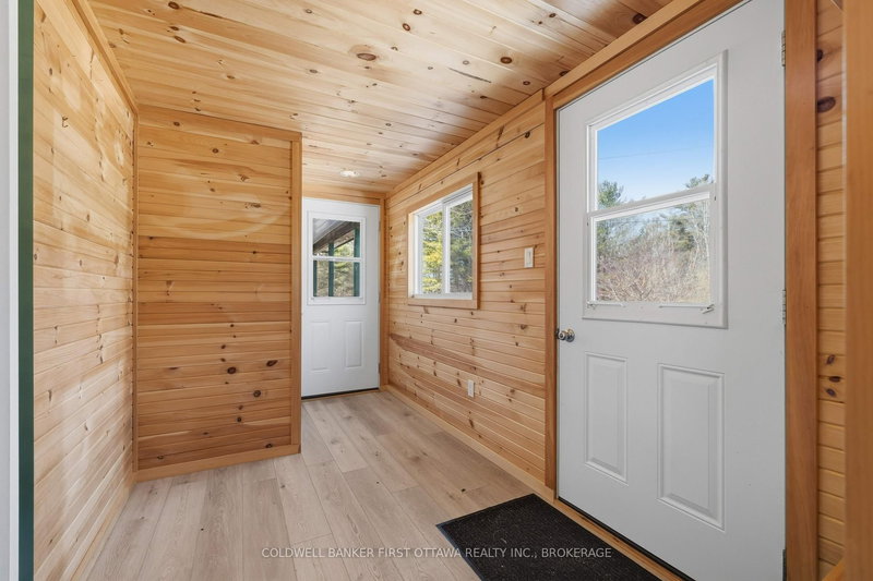 718 Jones Falls Rd, Rideau Lakes, K0G 1E0 | Image 2