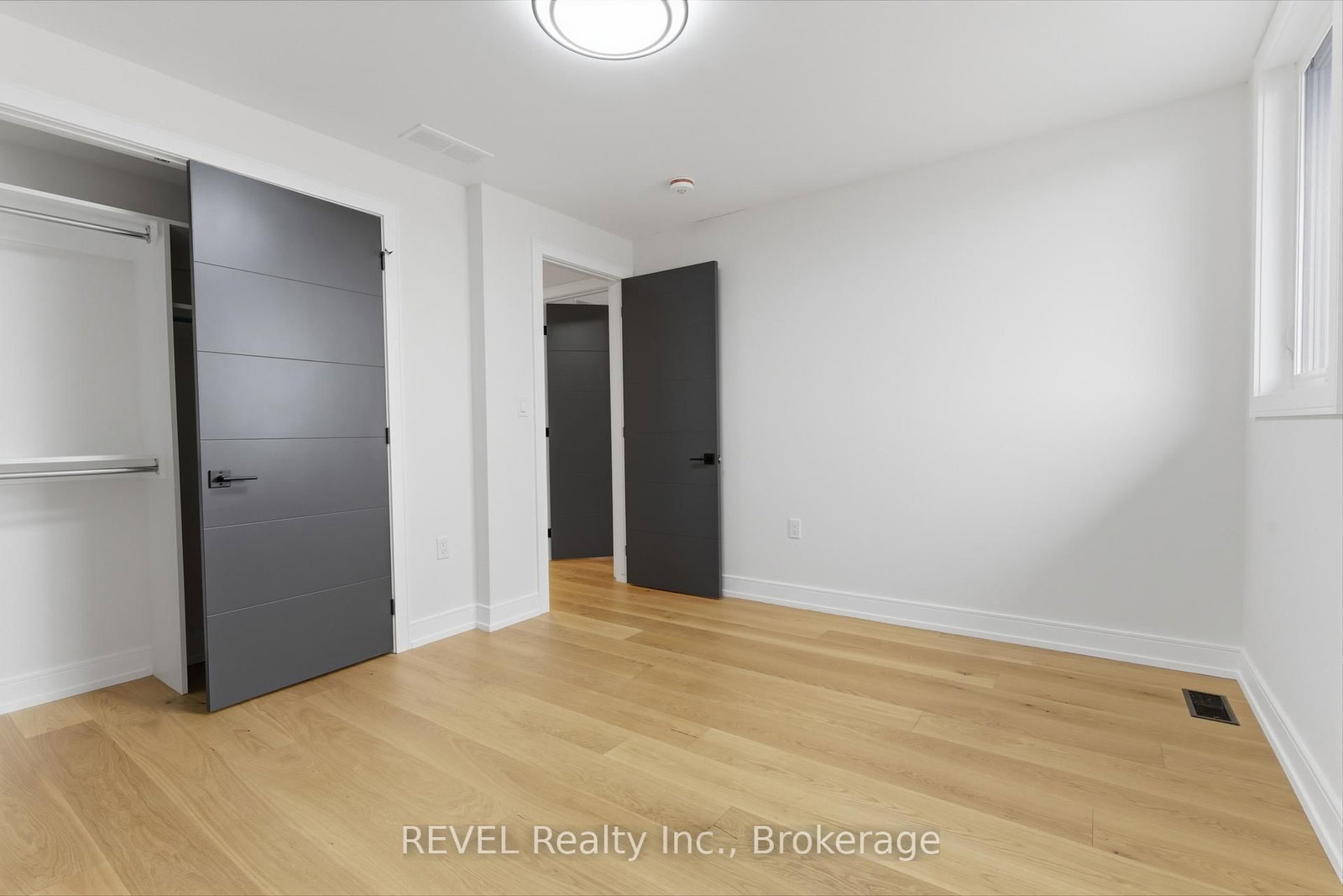 Townhouse for sale at 95 Port Robinson Road, Pelham, Ontario, L3B 5N5 - Fonthill - MLS: X12952028