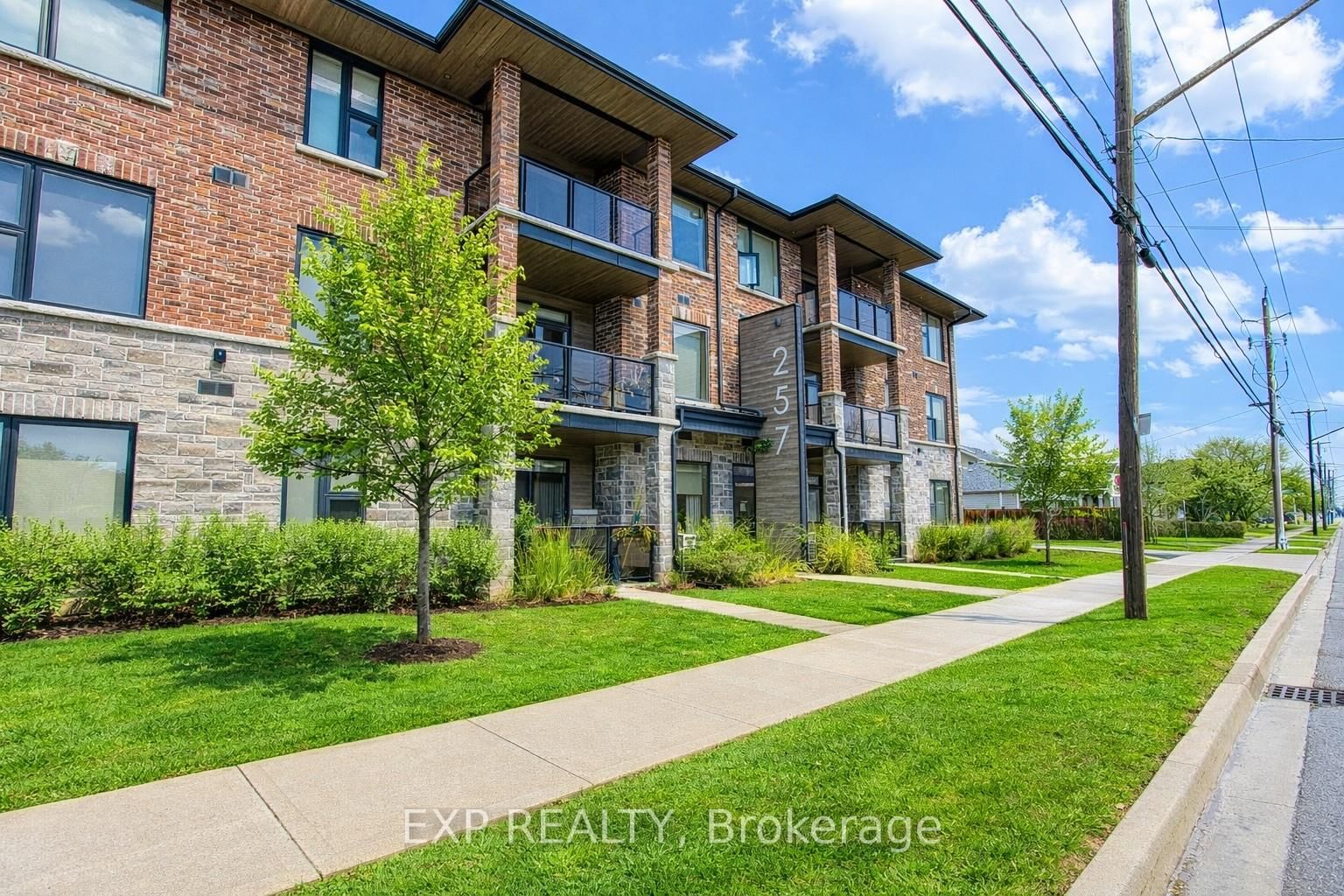 Condo for sale at 205-257 Millen Road, Hamilton, Ontario, L8E 2H1 - Stoney Creek - MLS: X12952156