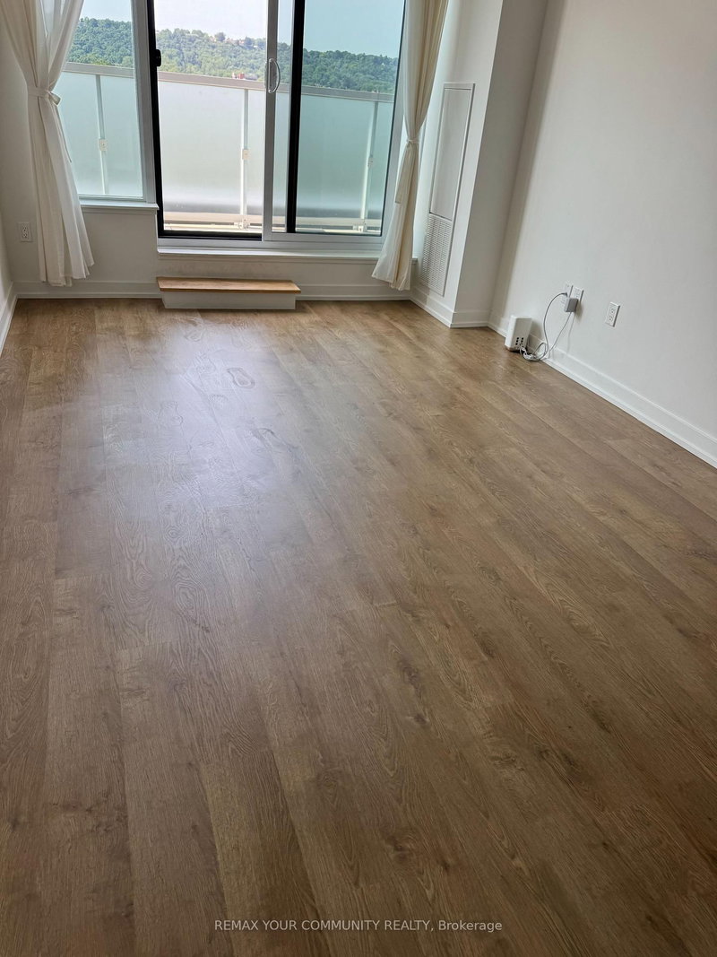 704 - 415 Main St W, Hamilton, L8P 1K5 | Image 3