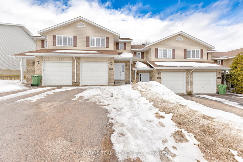 20 Northbrook Rd, Petawawa, K8H 3N4 | Image 2