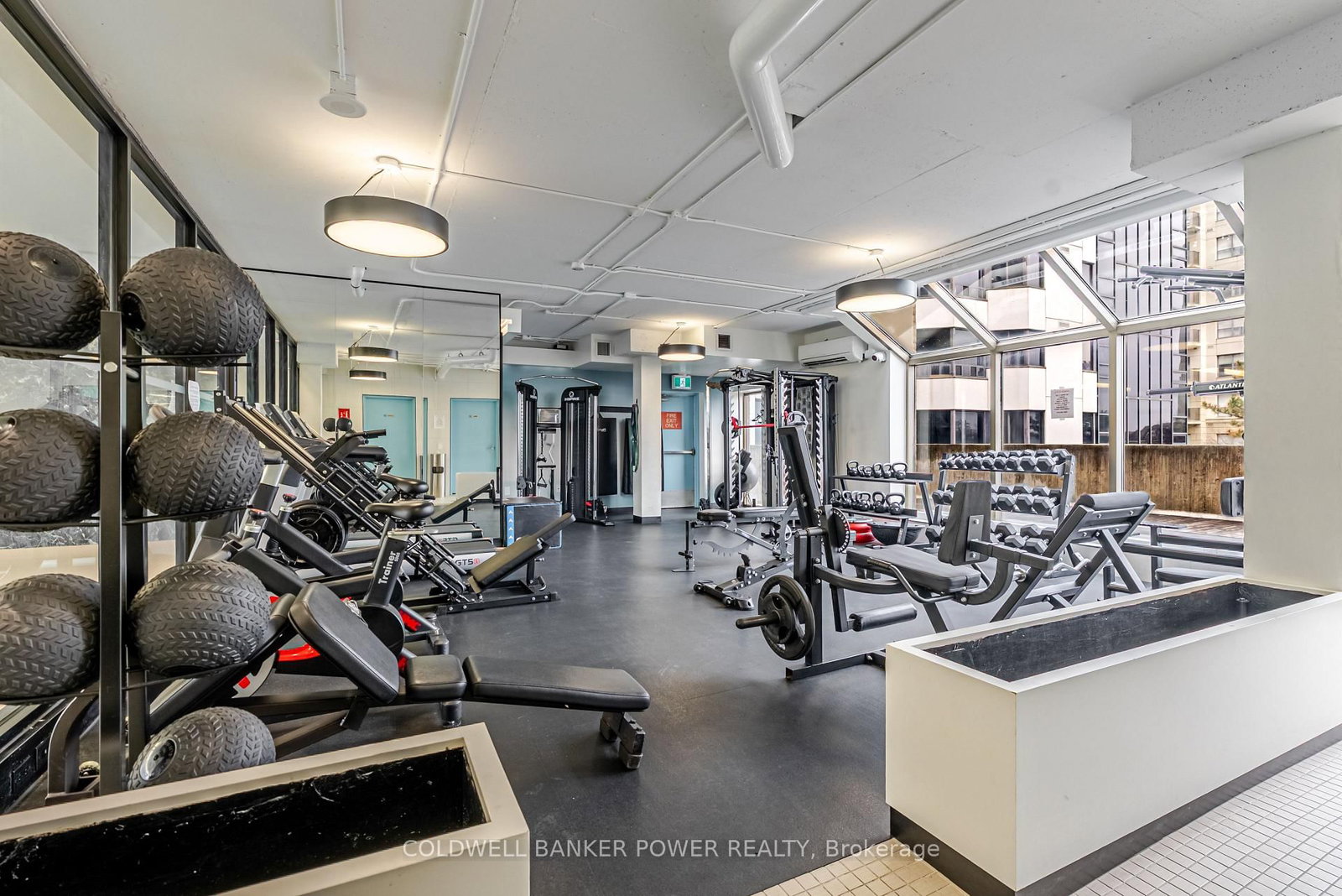 695 Richmond Street, Unit 1705 - Photo 24