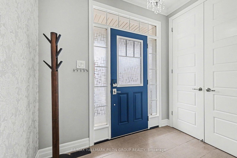 133 Mandalay St, Ottawa, K4A 1A6 | Image 2