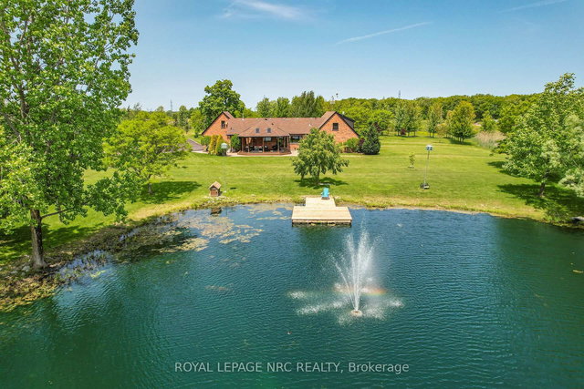 2021 Victoria Avenue