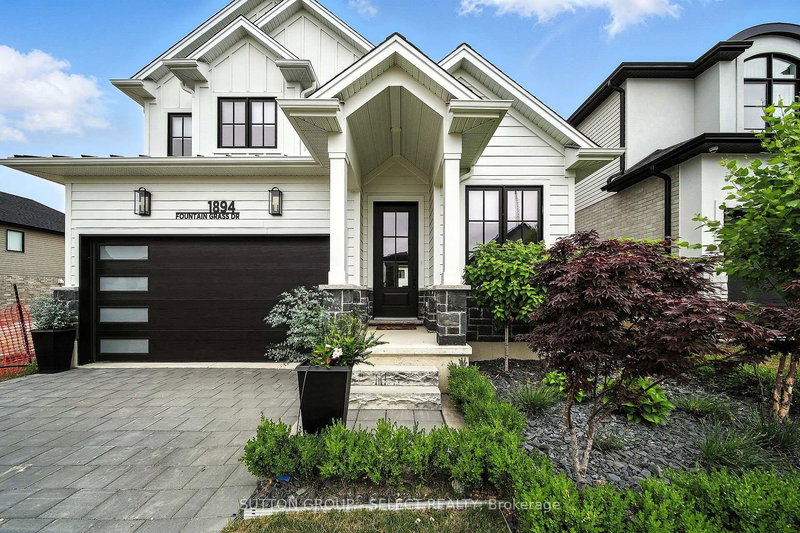 home for lease on 1894 Fountain Grass Drive