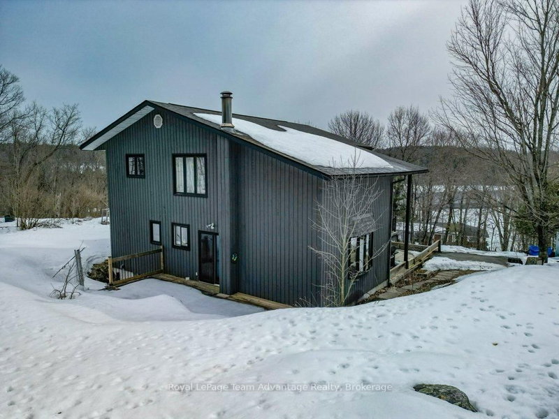 12 Taylor Crescent