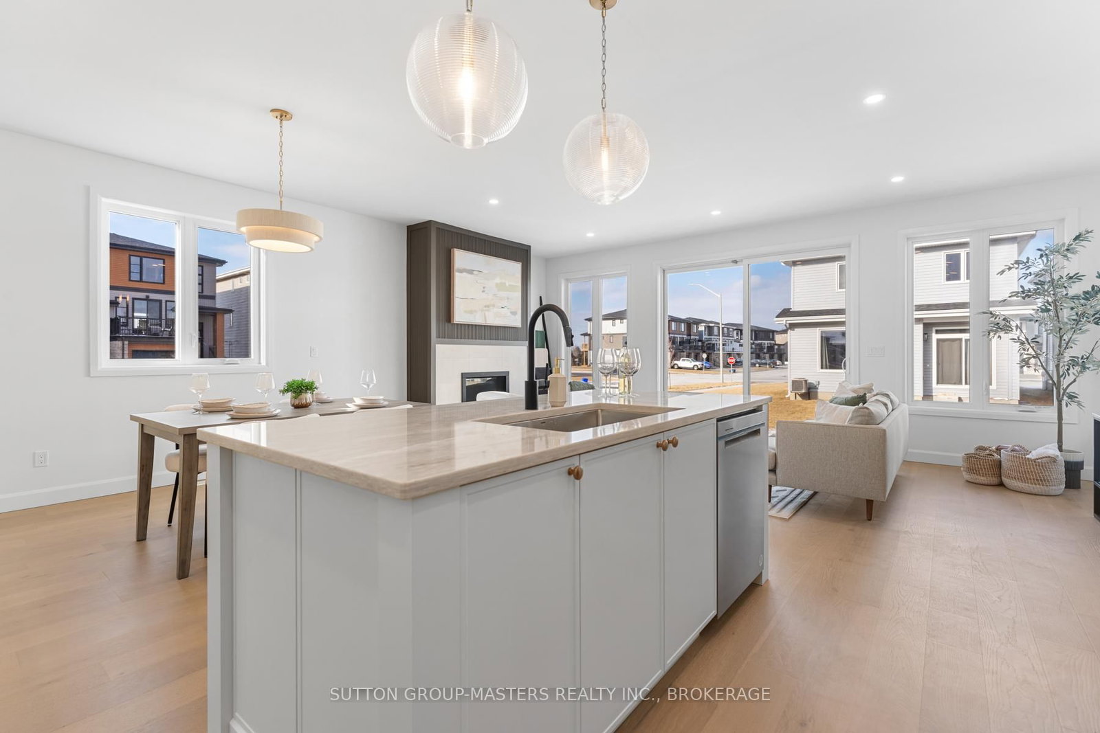 204 Superior Drive • Loyalist, ON photo 20
