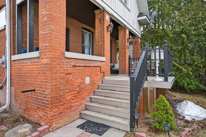 270 William St N, Kawartha Lakes, K9V 4C1 | Image 2