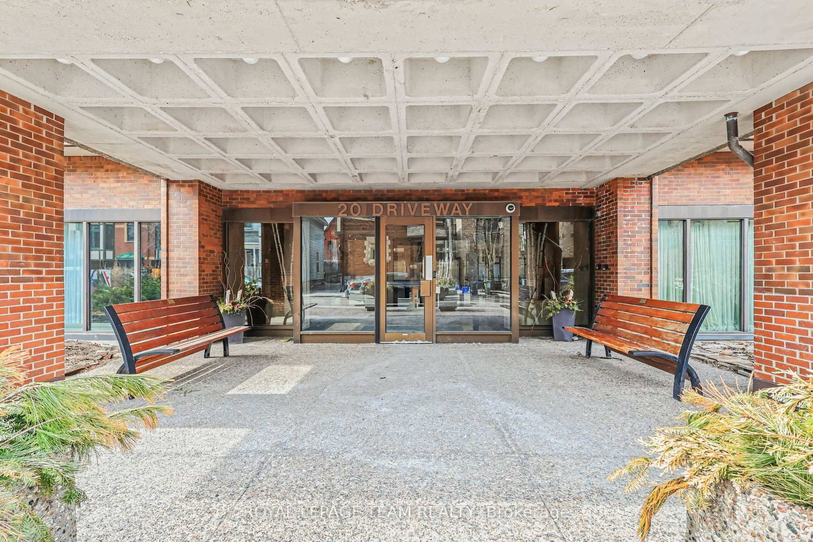 20 The Driveway, Unit 1701 - Photo 2