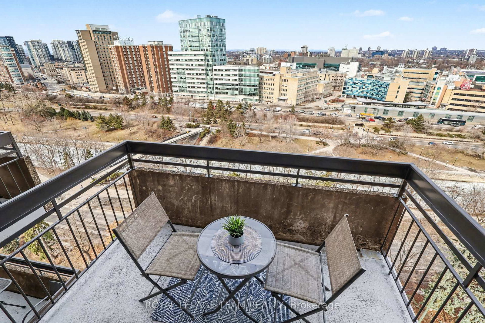 20 The Driveway, Unit 1701 - Photo 33