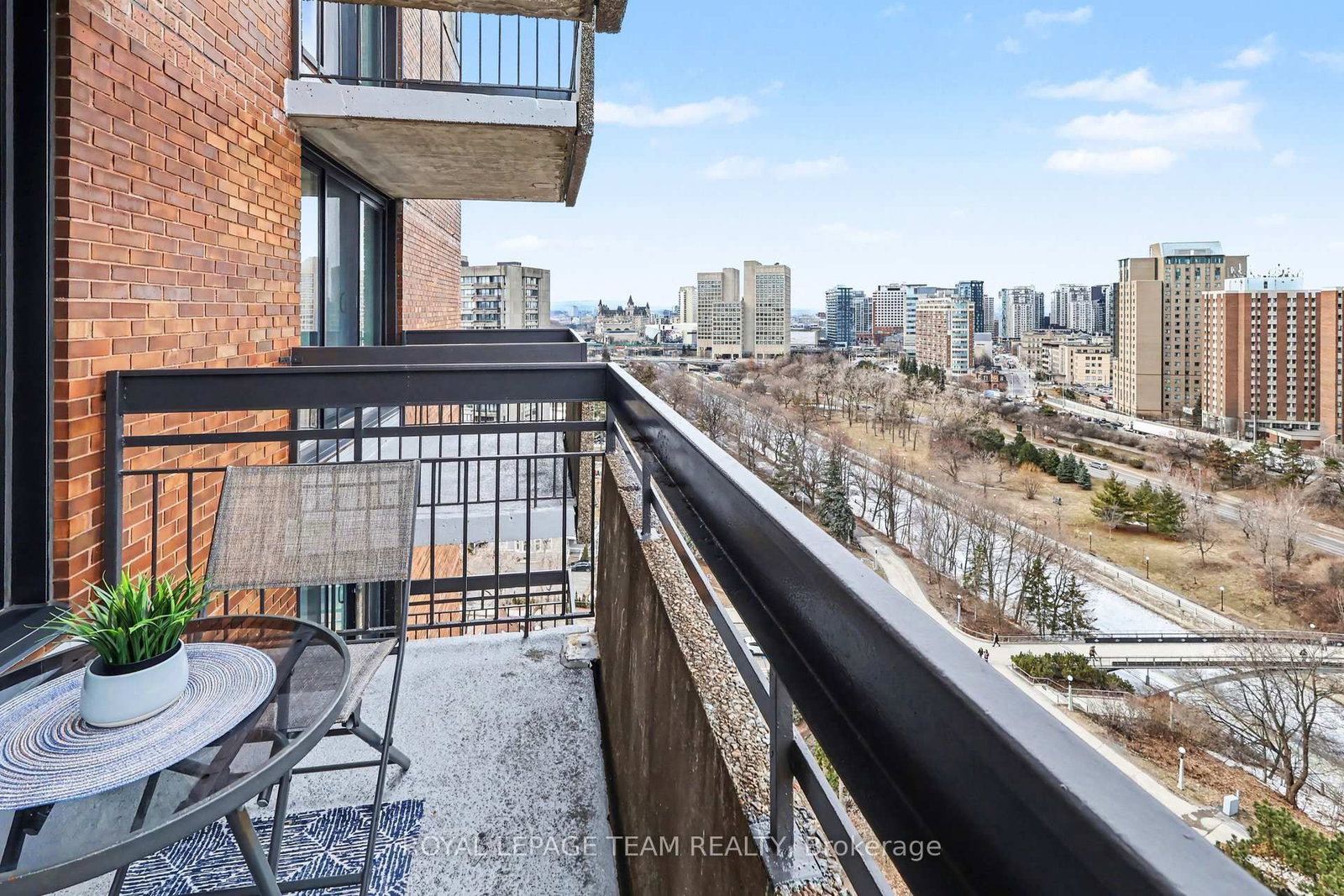 20 The Driveway, Unit 1701 - Photo 37