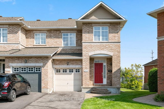 243 ROYAL GALA Private