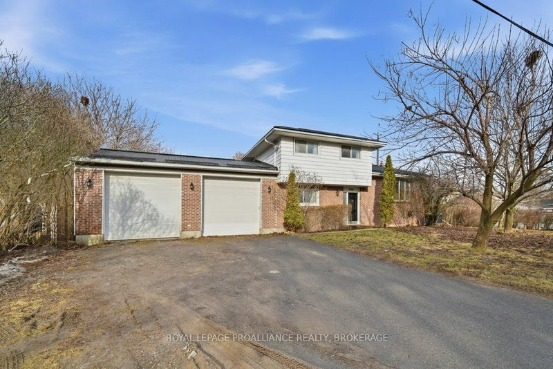 146 Wilson St, Kingston, K7K 5A1 | Image 2