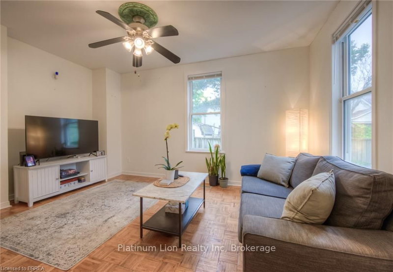 10 Bruce St, Brantford, N3R 1E2 | Image 3