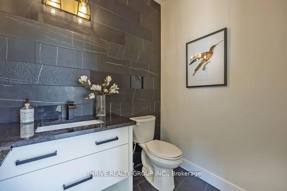870 Lunar Drive • London North, ON photo 8