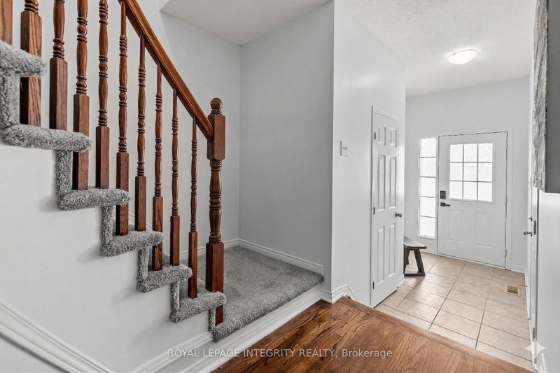 213 Opus St, Ottawa, K2S 0J2 | Image 2