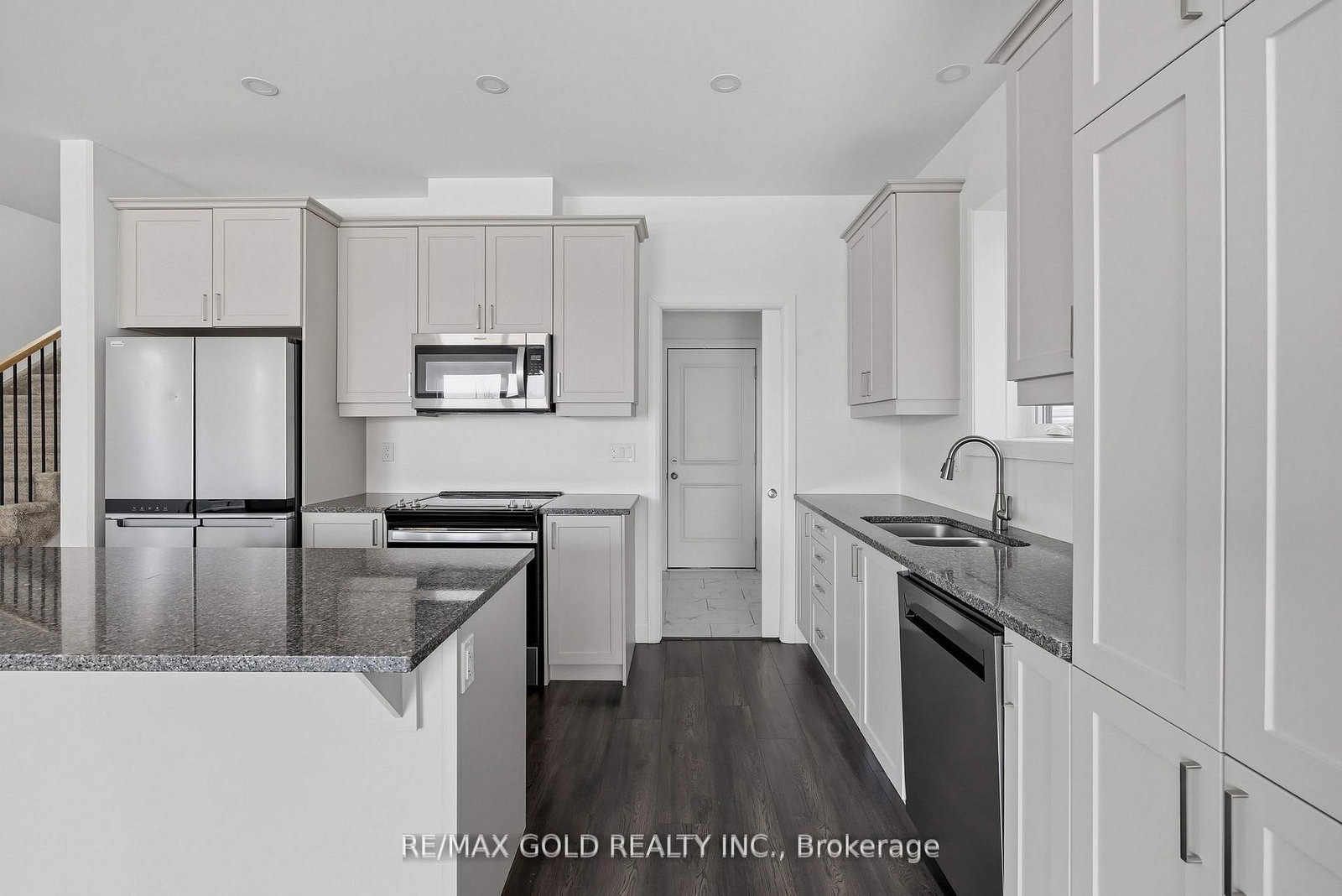 33 Walden Pond Drive - Photo 17