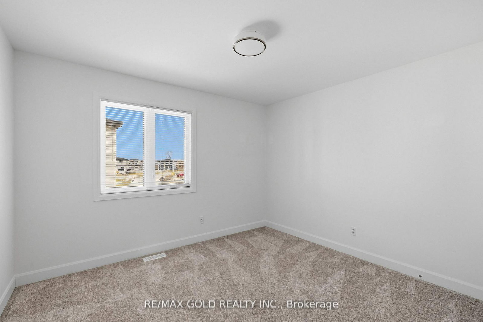 33 Walden Pond Drive - Photo 28