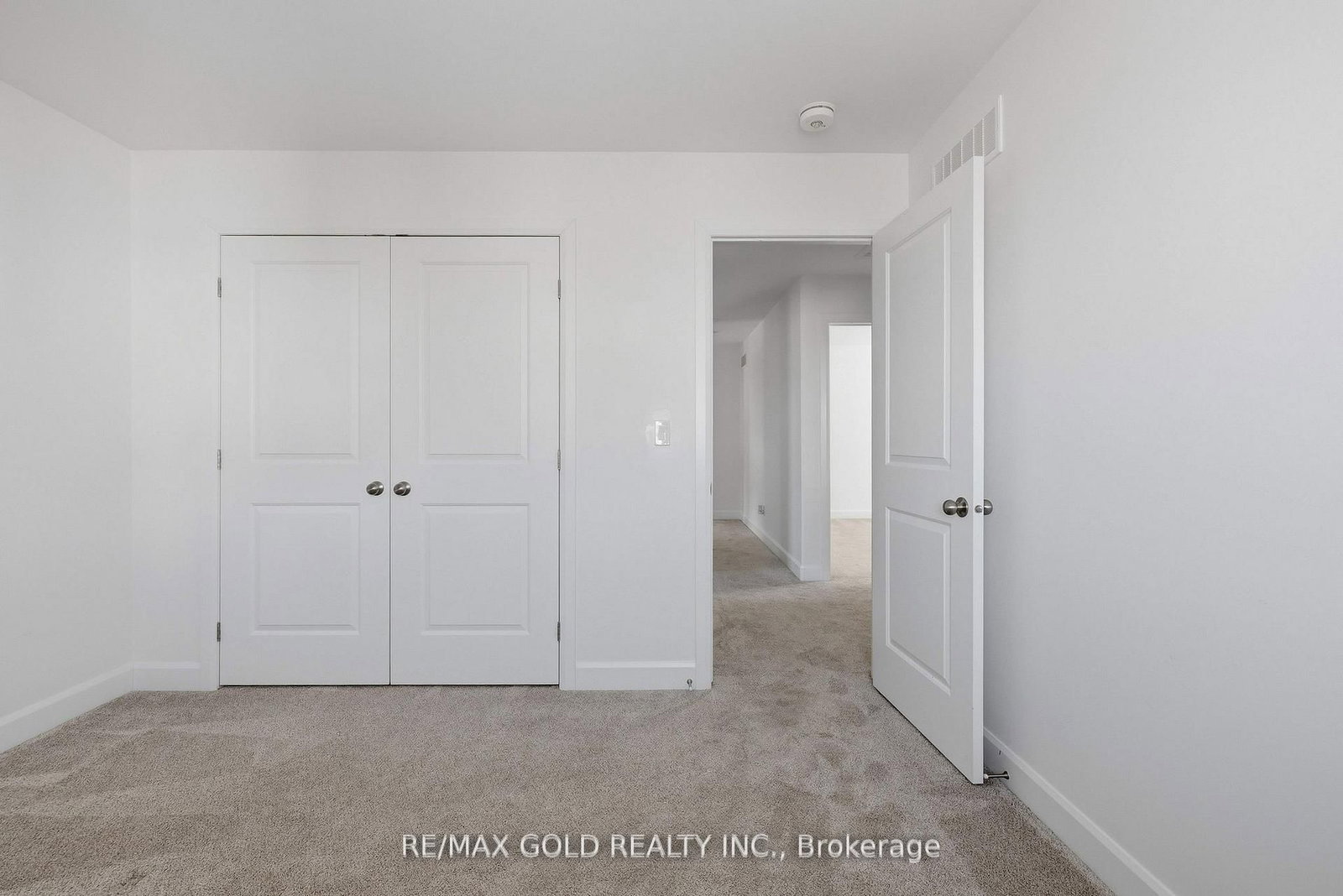 33 Walden Pond Drive - Photo 29