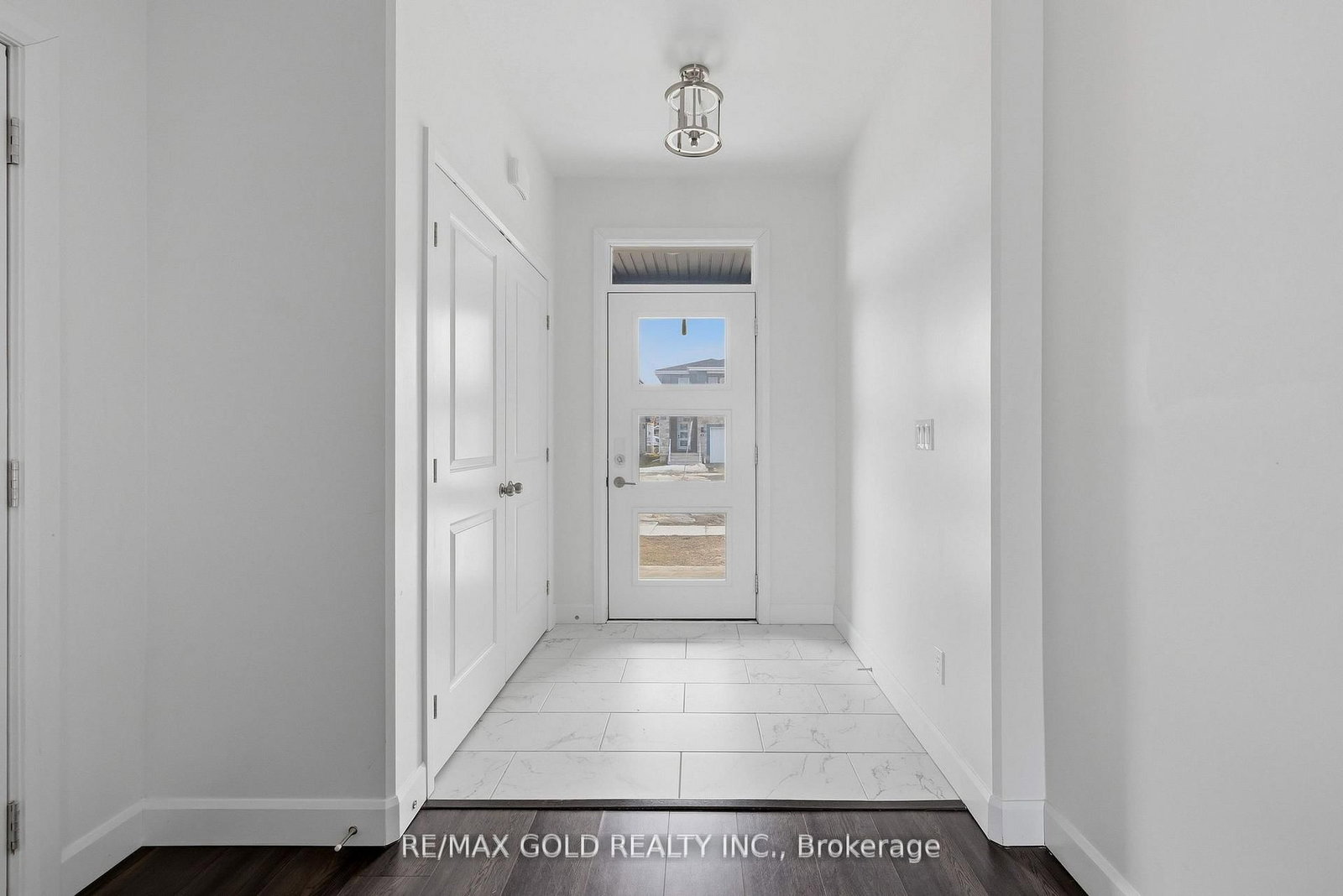 33 Walden Pond Drive - Photo 3