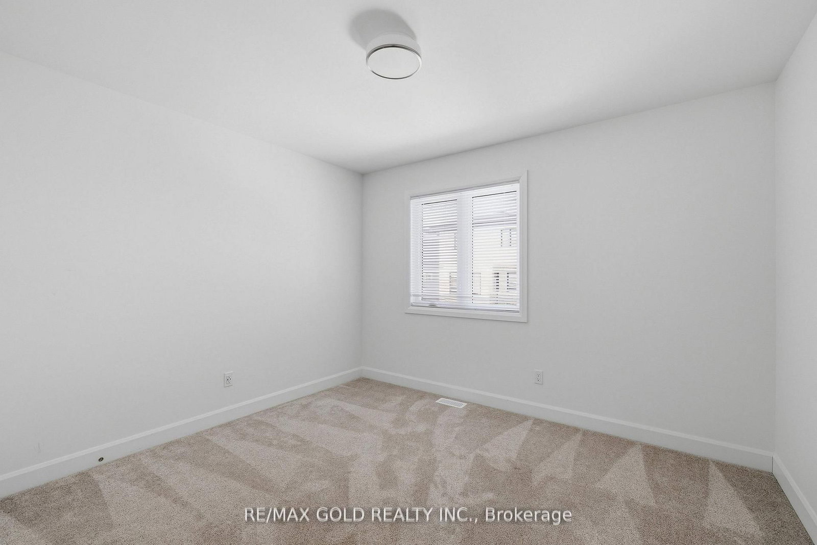 33 Walden Pond Drive - Photo 30