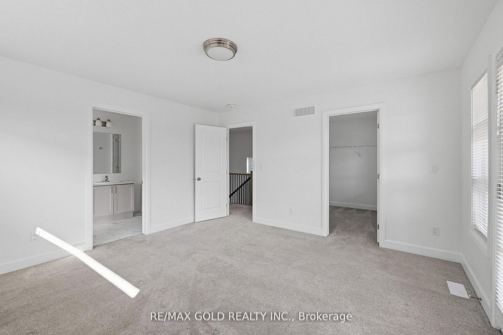 33 Walden Pond Drive - Photo 35