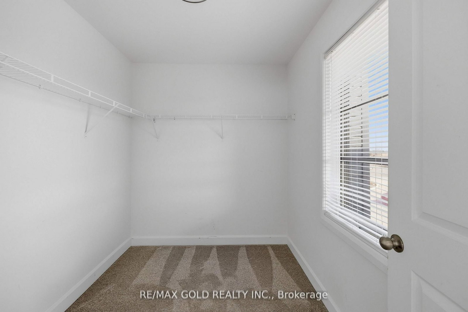 33 Walden Pond Drive - Photo 36