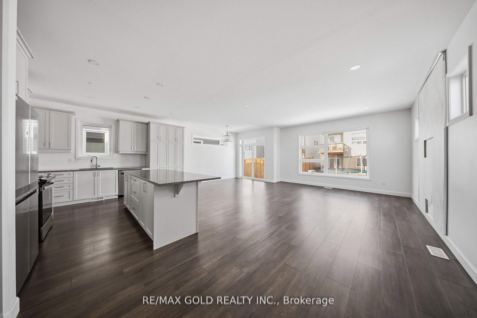 33 Walden Pond Drive - Photo 7