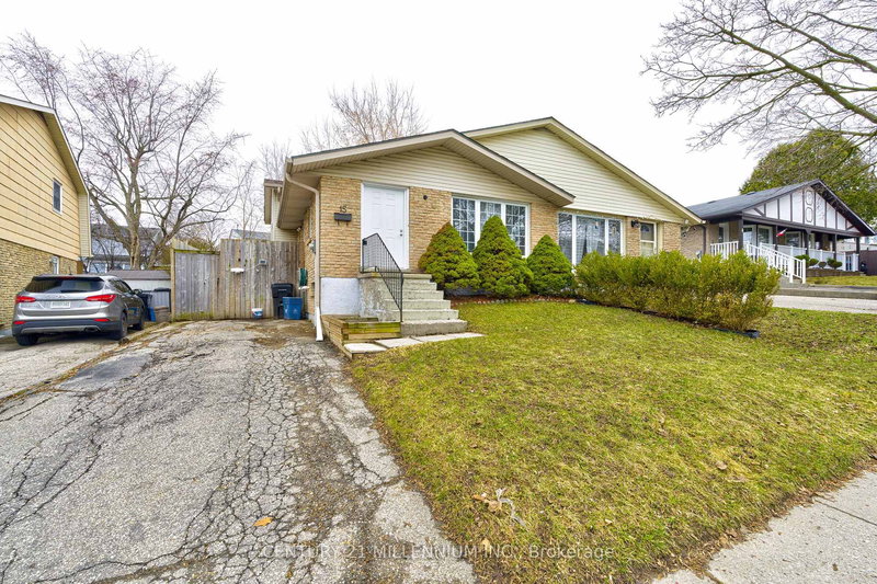 15 Northview Heights Dr, Cambridge, N1R 6Z9 | Image 2