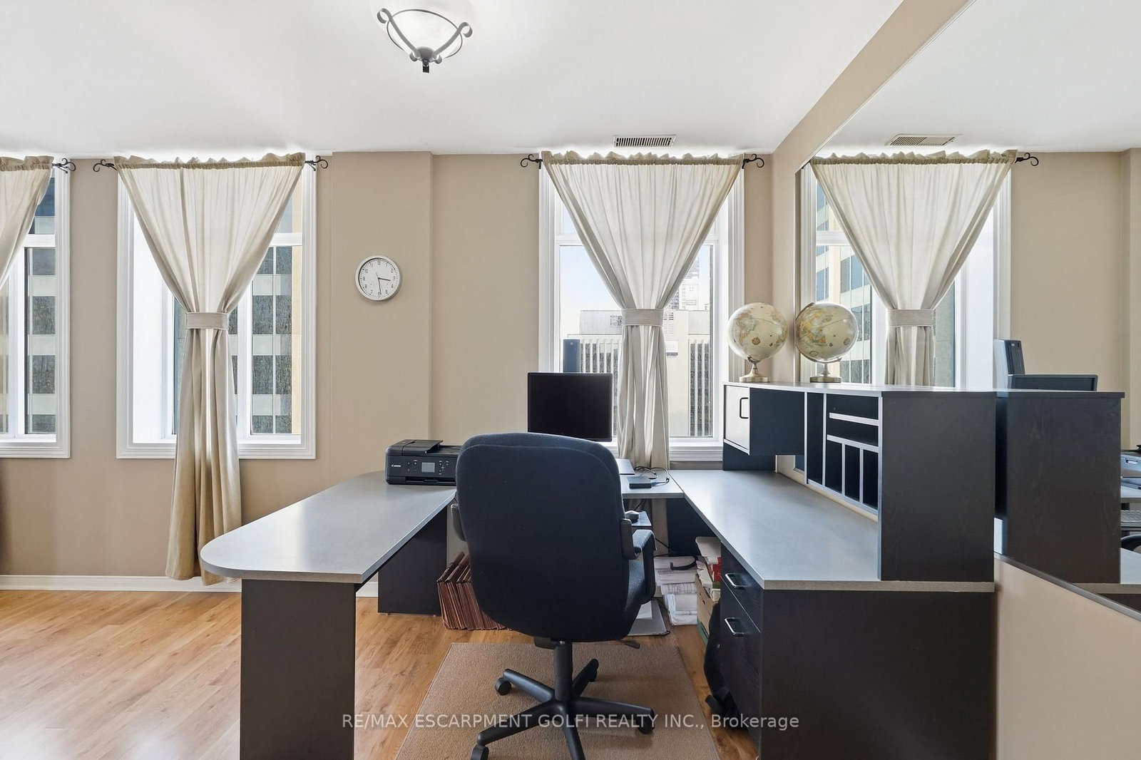 Condo for sale at 902-36 James Street, Hamilton, Ontario, L8P 4W4 - Central - MLS: X12953332