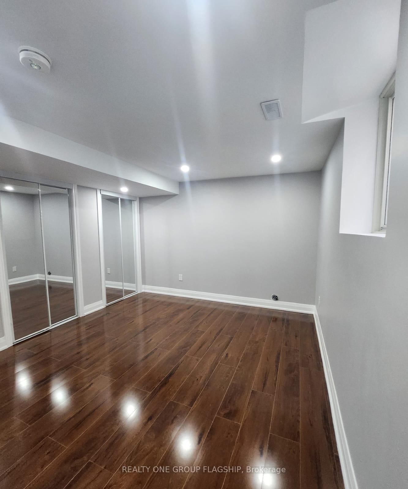 15 Sasha Court, Unit Lower - Photo 40