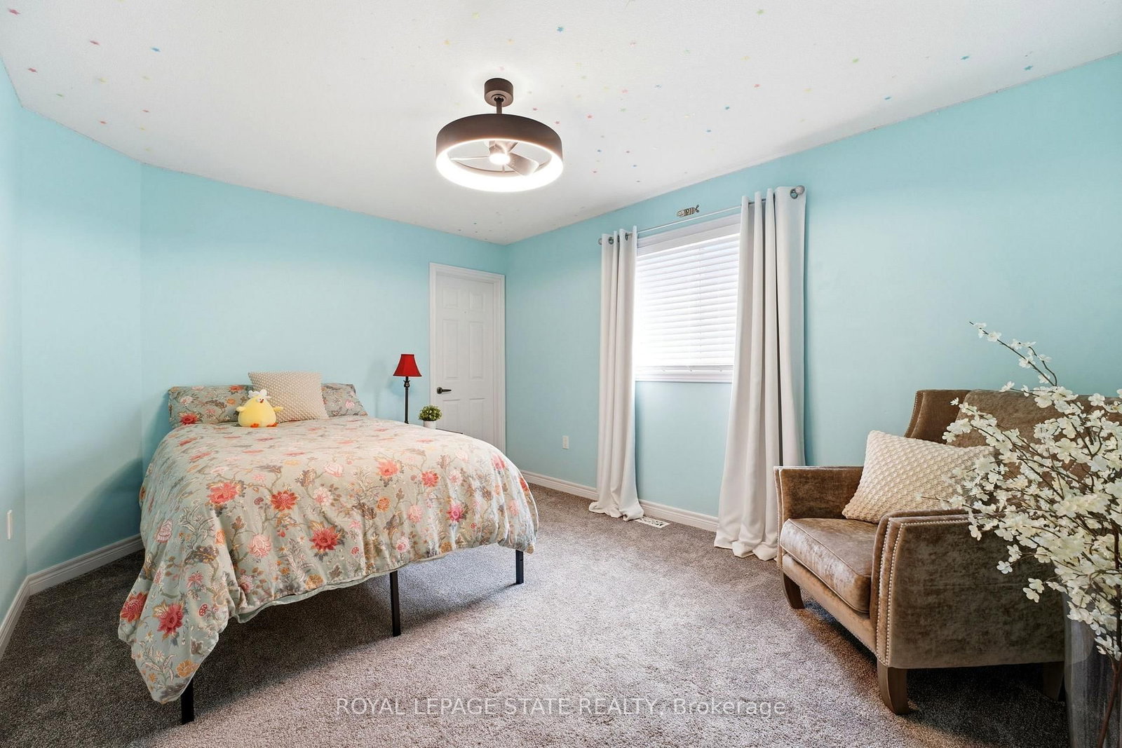 Detached House for sale at 23 Garinger Crescent, Hamilton, Ontario, L0R 1C0 - Binbrook - MLS: X12953380