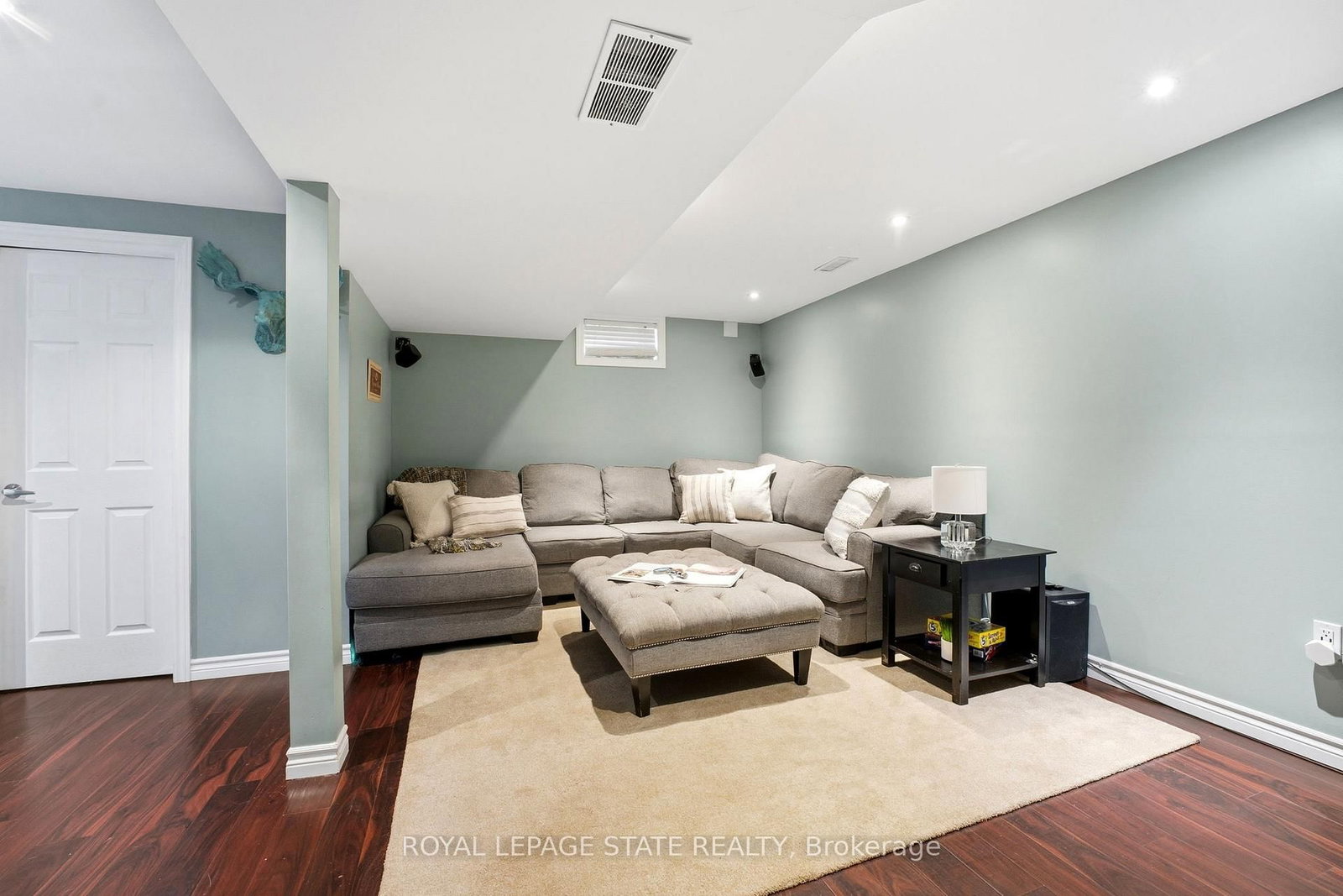 Detached House for sale at 23 Garinger Crescent, Hamilton, Ontario, L0R 1C0 - Binbrook - MLS: X12953380