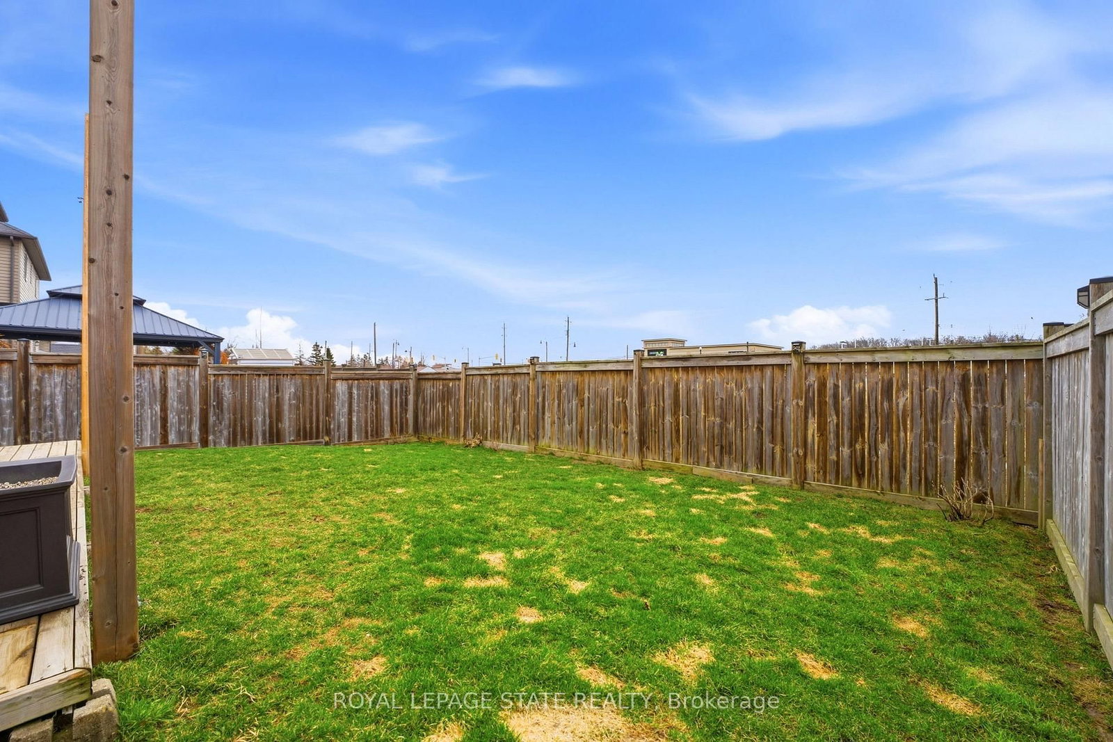 Detached House for sale at 23 Garinger Crescent, Hamilton, Ontario, L0R 1C0 - Binbrook - MLS: X12953380