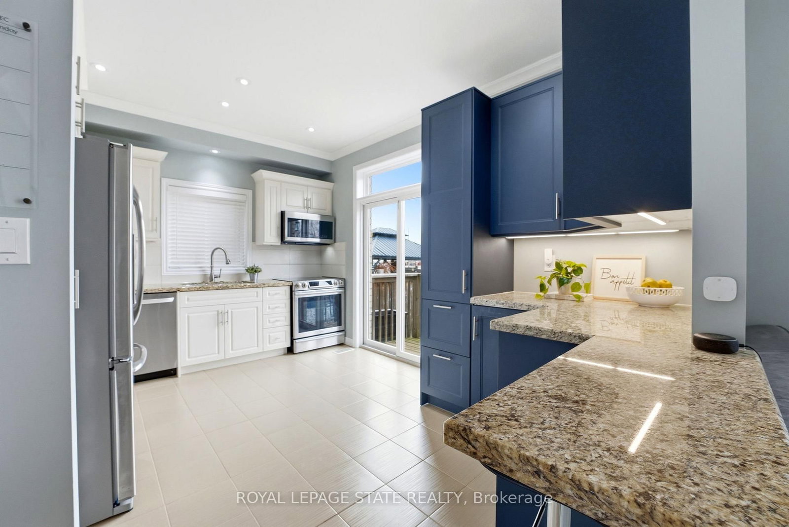 Detached House for sale at 23 Garinger Crescent, Hamilton, Ontario, L0R 1C0 - Binbrook - MLS: X12953380