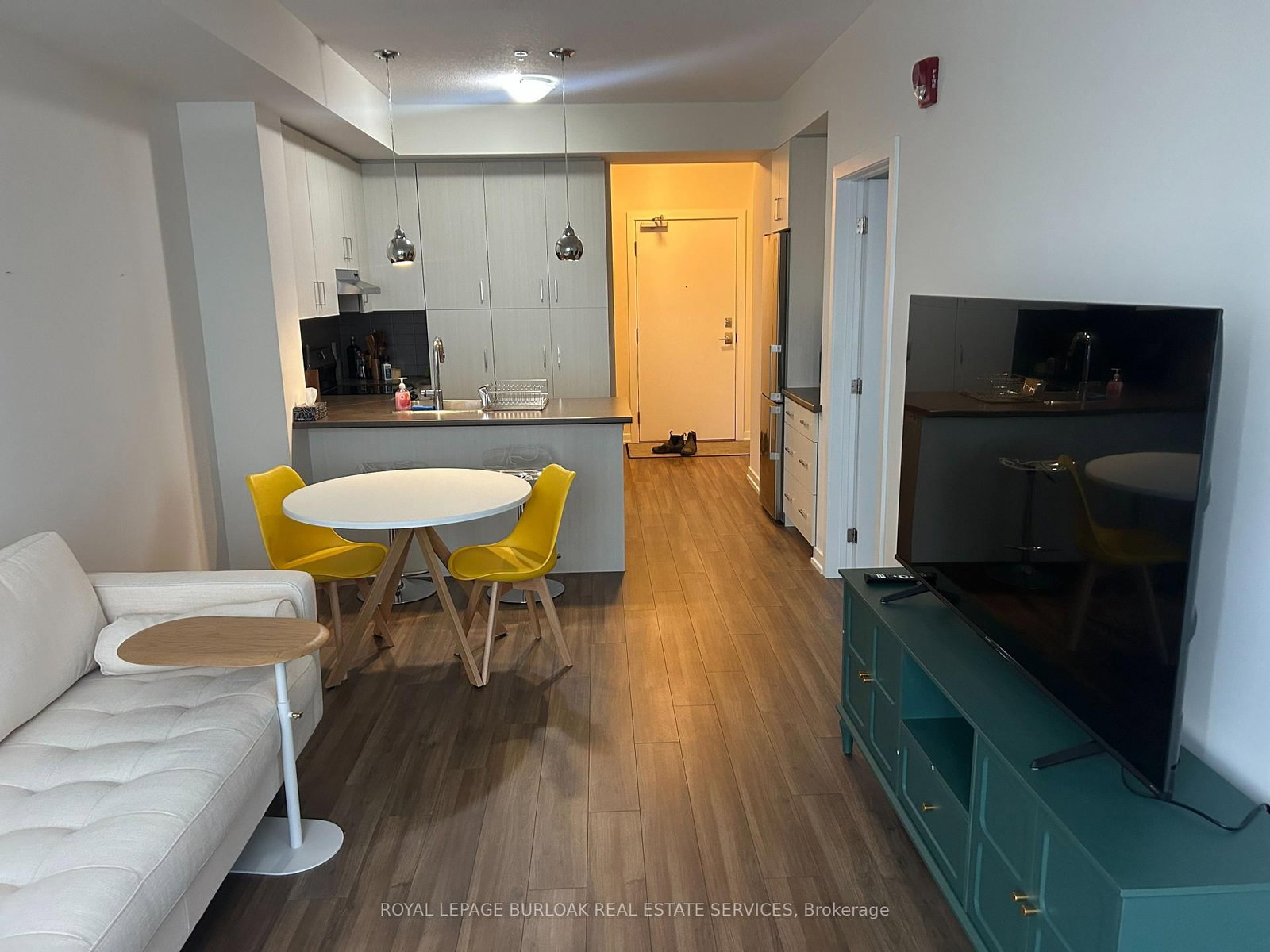 40 Esplanade Lane, Unit 409 - Photo 9