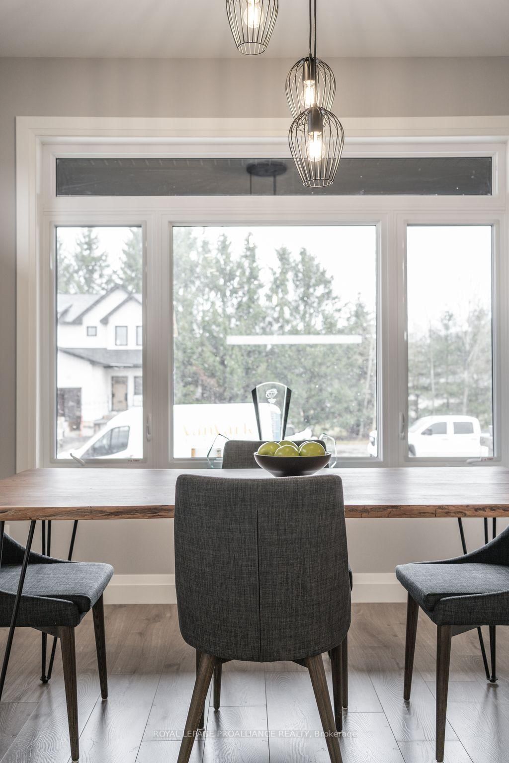 5 Mackenzie John Crescent • Brighton, ON photo 11