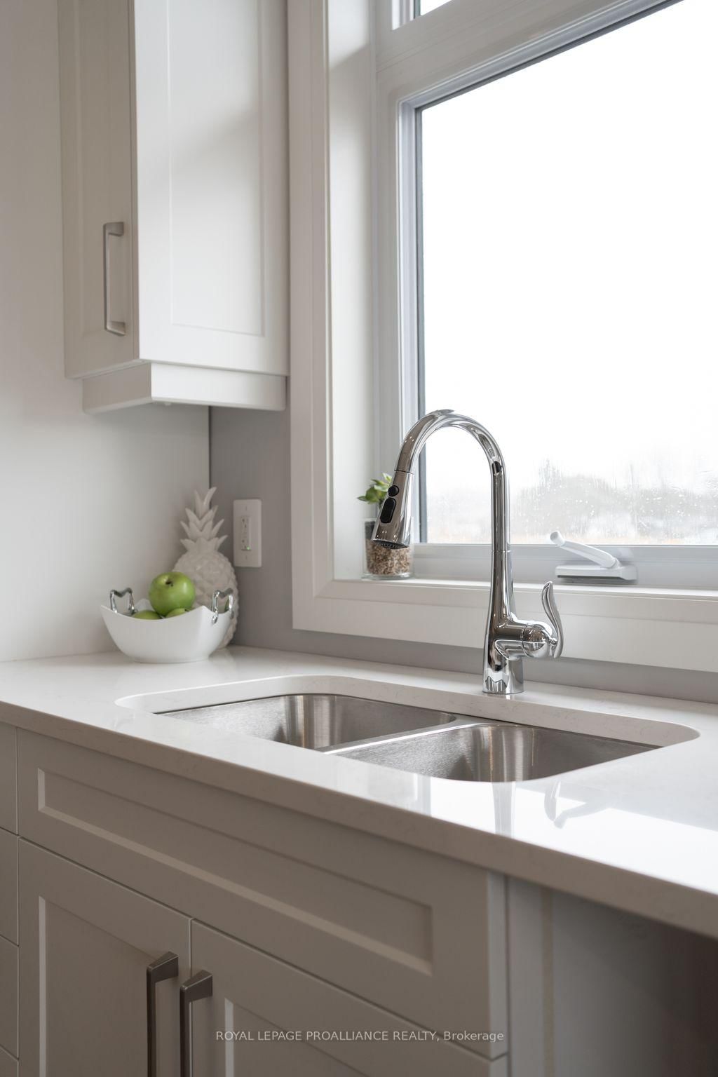 5 Mackenzie John Crescent • Brighton, ON photo 14